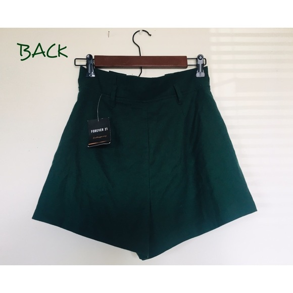 Dark Green Shorts💚🍃 - Picture 3 of 3